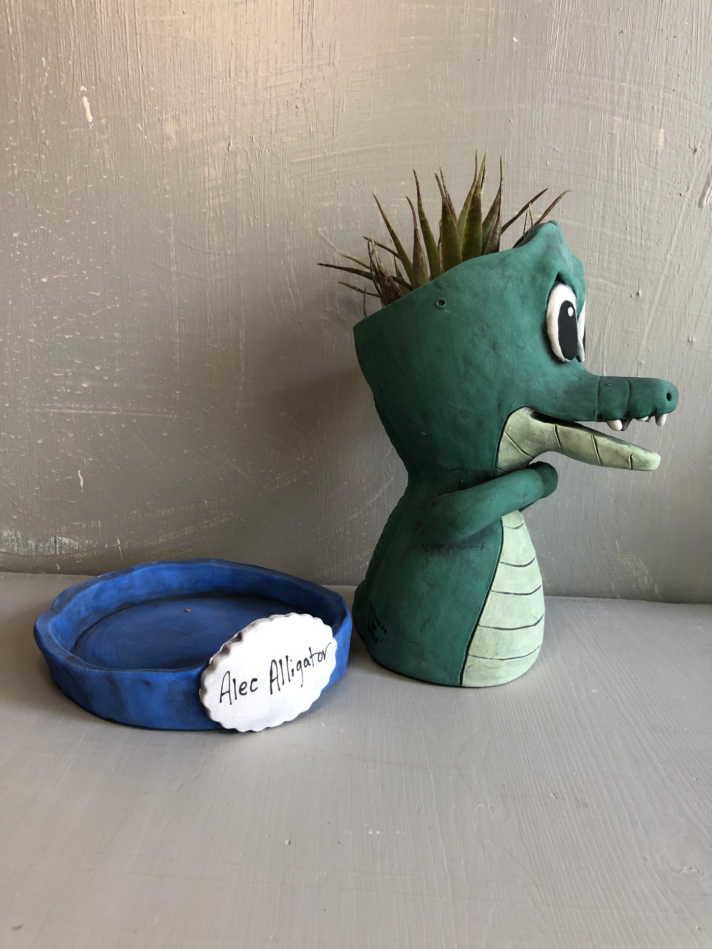 Pothead Alec Alligator