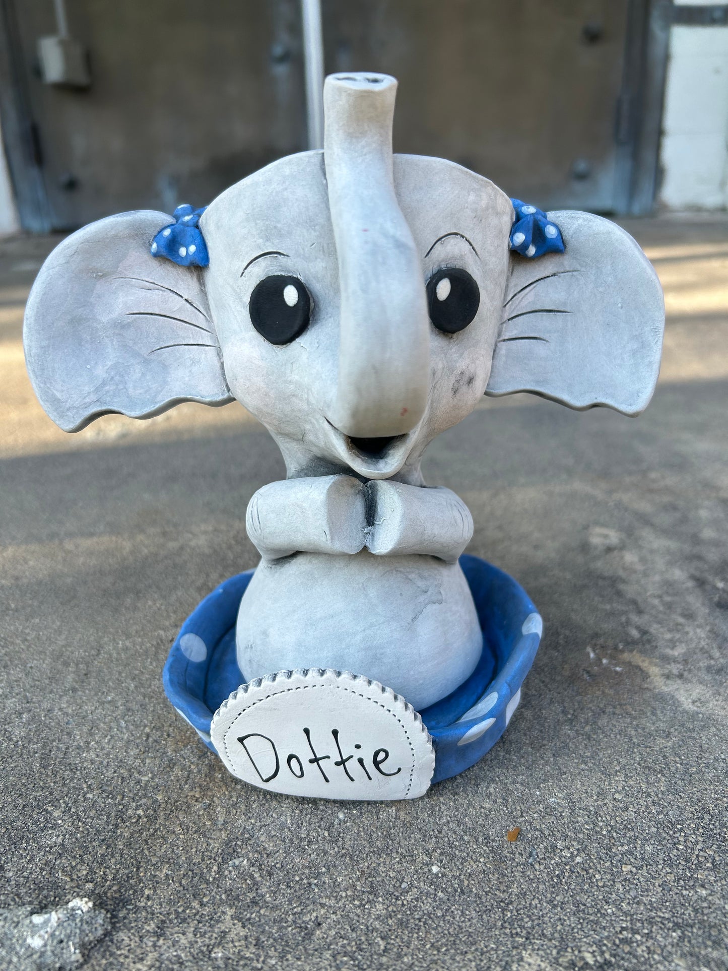 Gray Elephant Pothead // Dottie