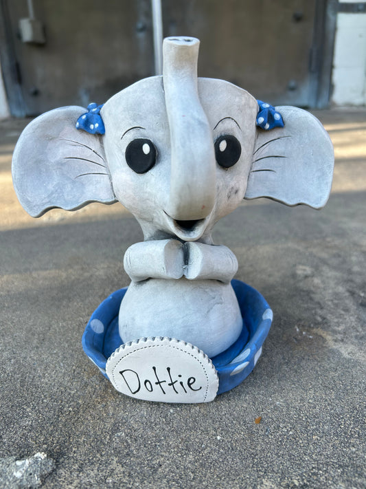 Gray Elephant Pothead // Dottie