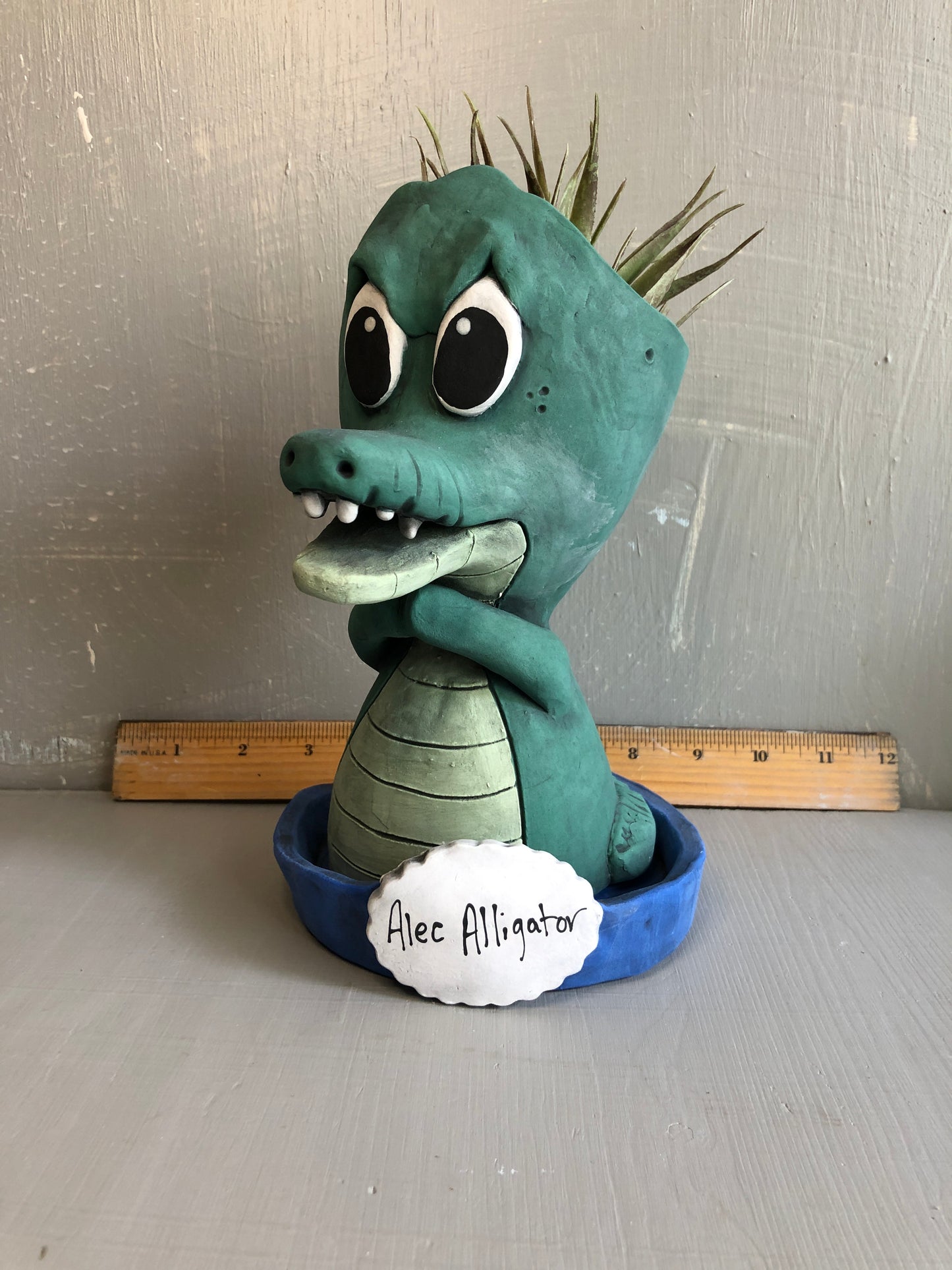 Pothead Alec Alligator